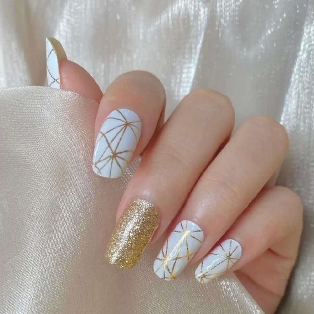 MA SOIRÉE Nails Co. | Golden 💅
